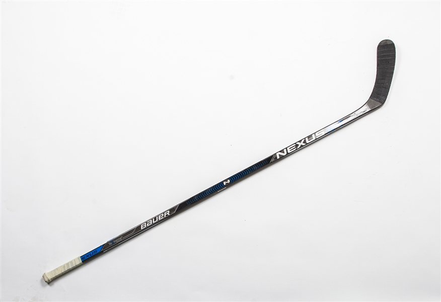 Mike Babcock Toronto Maple Leafs Used Bauer Nexus 1N Hockey Stick - MLSE LOA