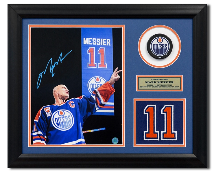 Mark Messier Edmonton Oilers Autographed Retired Jersey Number 20x24 Frame