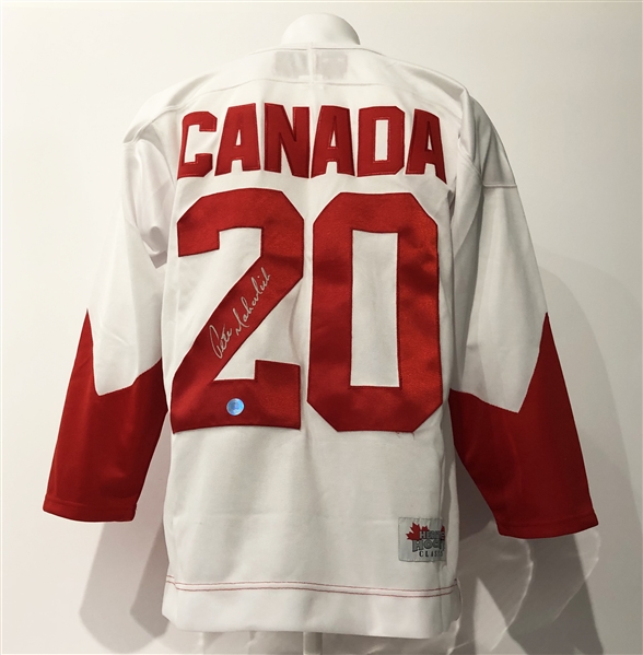 Pete Mahovlich Team Canada Autographed 1972 Summit Series Hockey Jersey