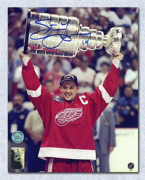 Steve Yzerman Detroit Red Wings Autographed 1998 Stanley Cup 8x10 Photo