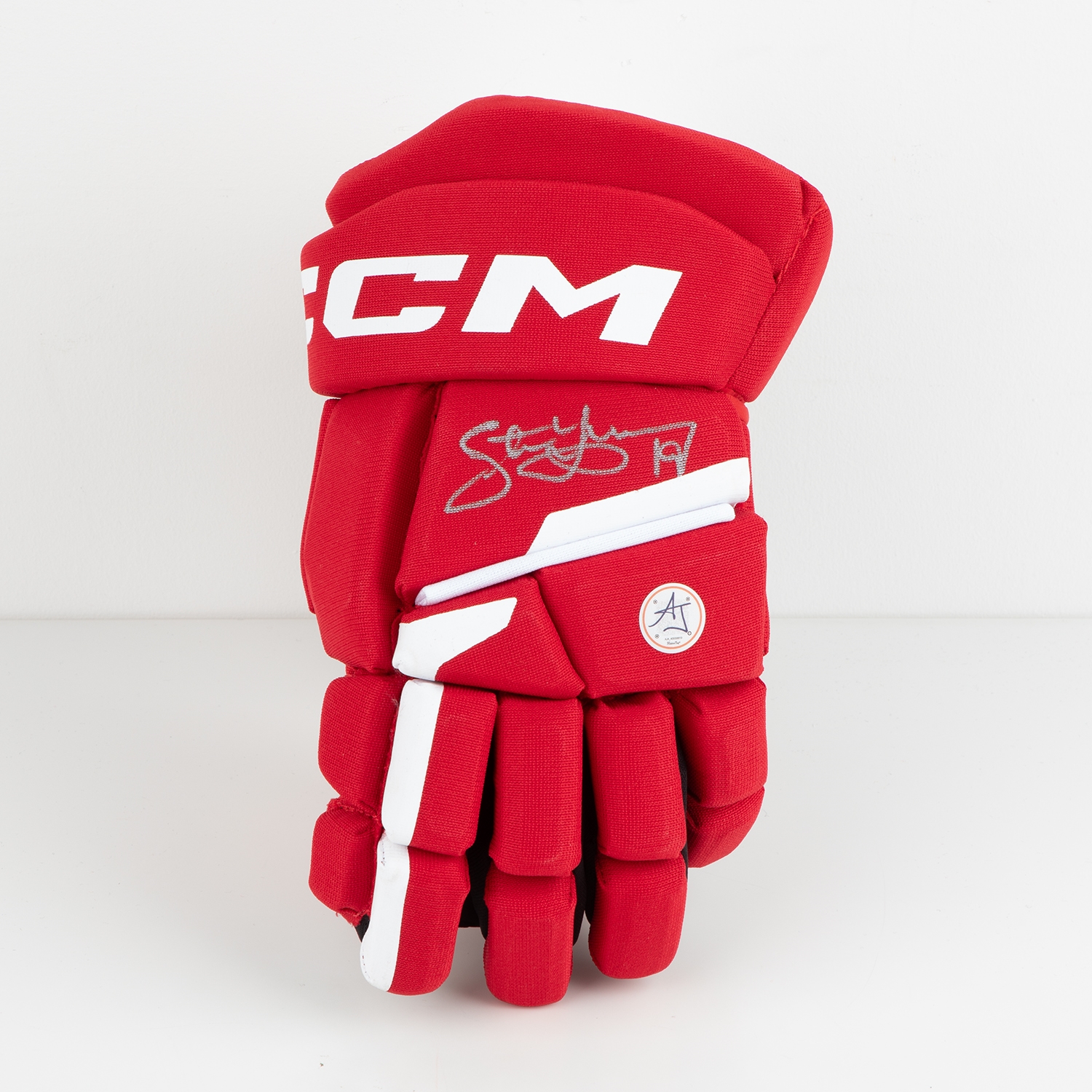Steve Yzerman Signed Red CCM Next Hockey Glove